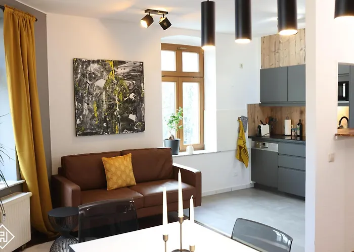 Design - Netflix, Nespresso, Zentral アパート